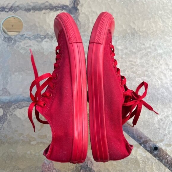 Converse Chuck Taylor All Star Low Tops Red Size Men's 10, Women's 12 - Picture 5 of 12